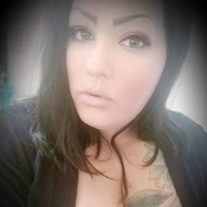 Meet your Posher, Yesenia